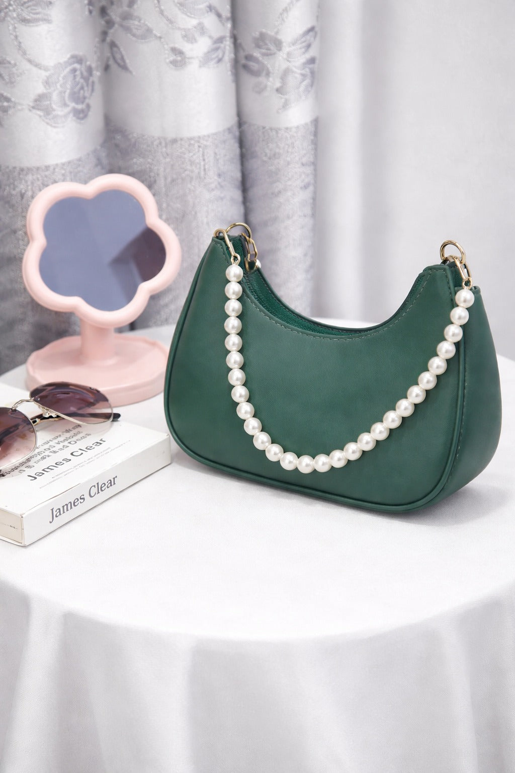 👛 Clutches